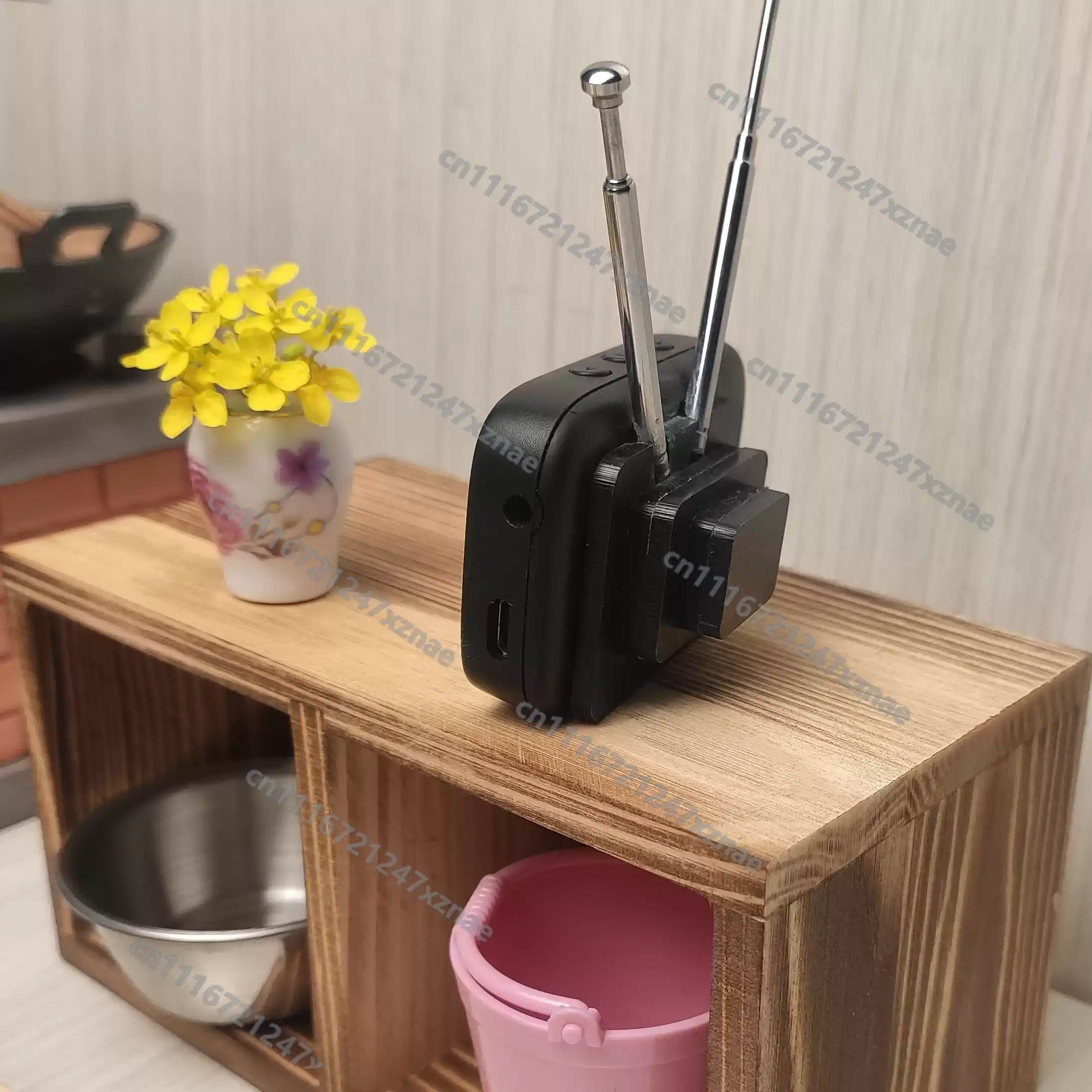 ミニレトロテレビ ドールハウス用 1:12スケール タッチス - Power Tools Video のレビューと価格